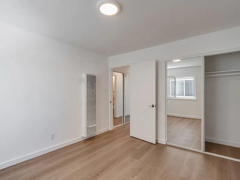 420 7th Avenue — Photo 26