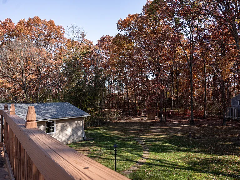13227 Sturbridge Rd — Photo 59