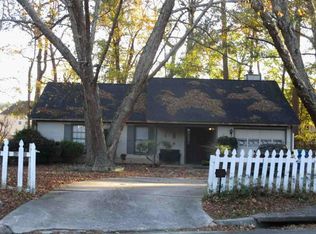 220 Gage Ct, Fairburn, GA 30213