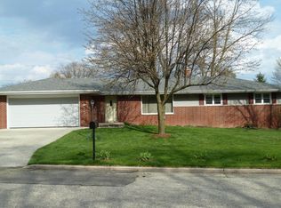 938 13th Ave, Grafton, WI 53024