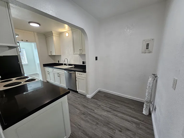 516 S Veach Ave — Photo 22