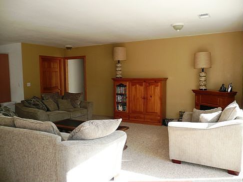3rd image of 318 N Dory Lakes Dr