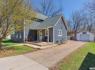 521 N Howell St, Davenport, IA 52802