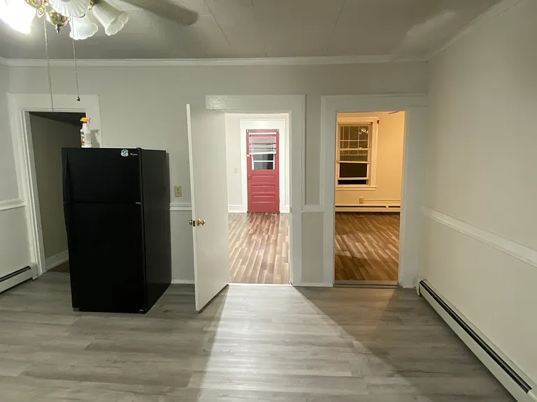 276 Park Ave — Photo 12