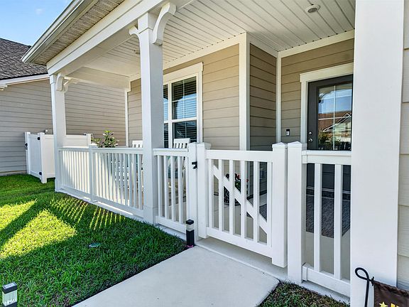 4th image of 887 Culbertson Ave.