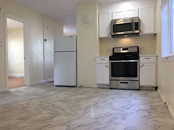 4th image of 22-26 Bagley Ave #1