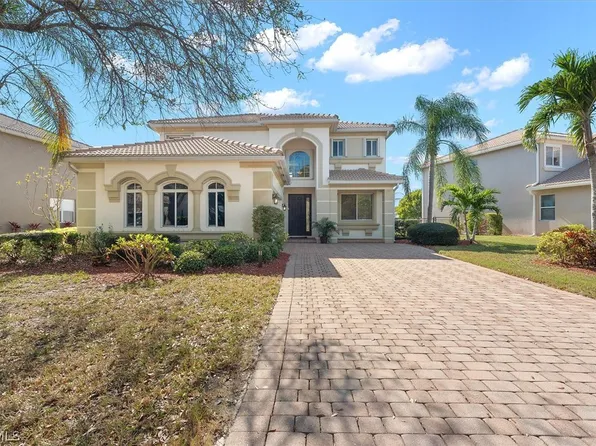 21810 Rainbow Lake Ct, Estero, FL 33928