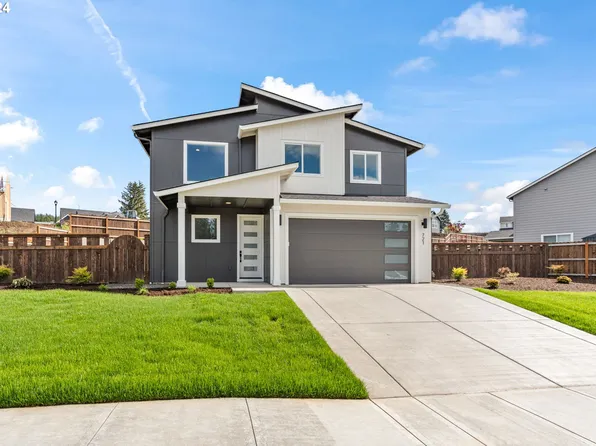 721 W 9th St, La Center, WA 98629