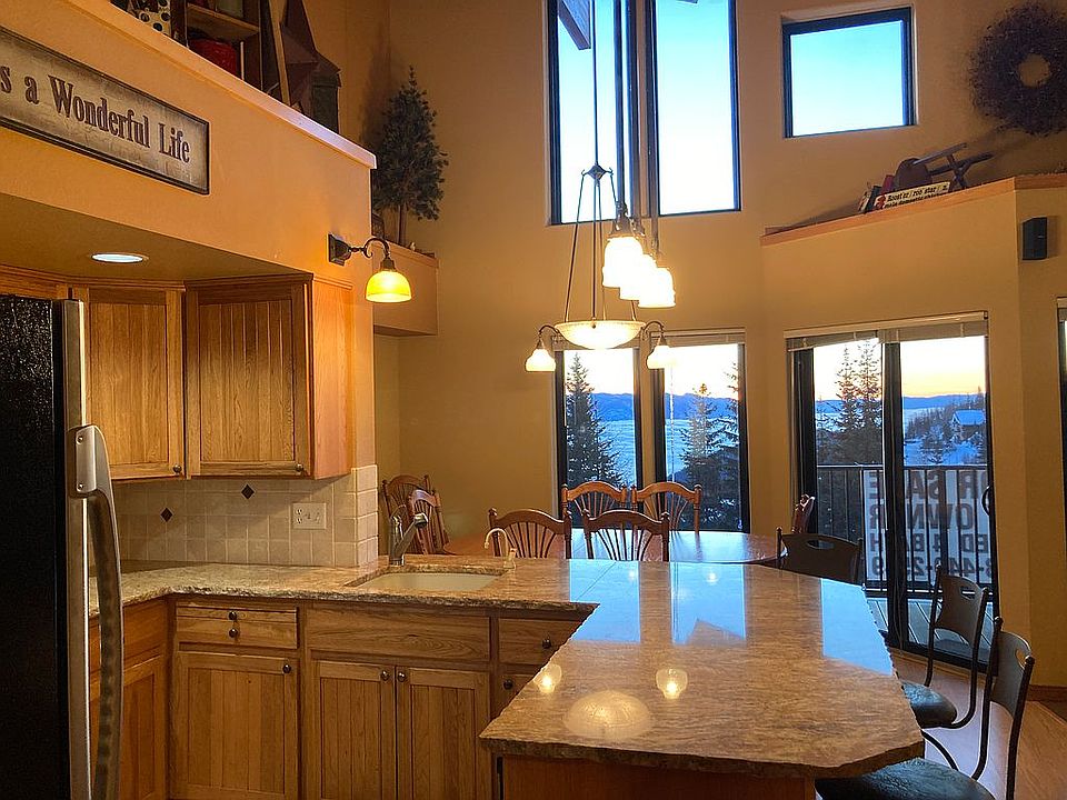 Stunning entryway view