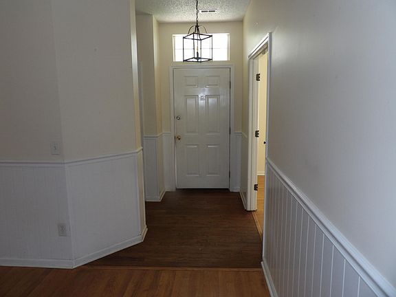 2nd image of 116 Turnbury Rd