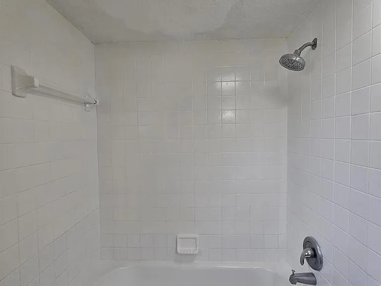 1541 Windorah Way #C — Photo 19