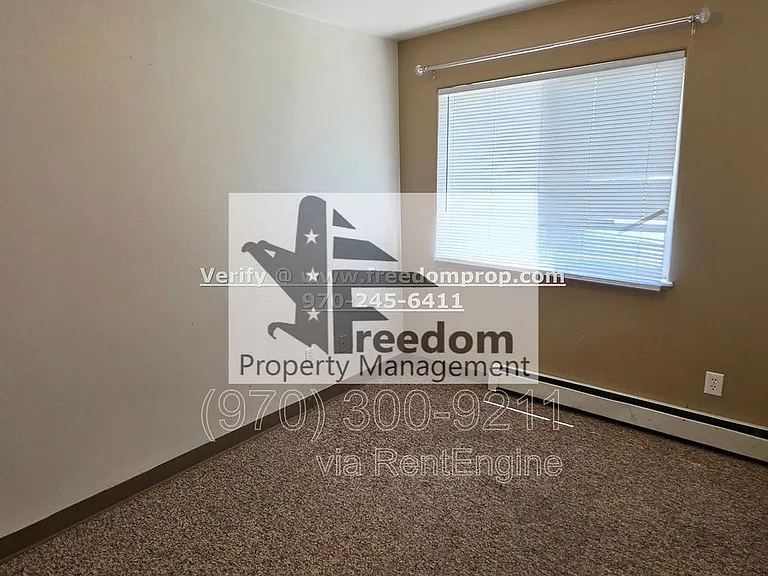 1102 Belford Ave #D — Photo 6