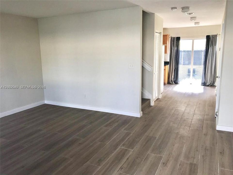 1st image of 2090 NE 167th St