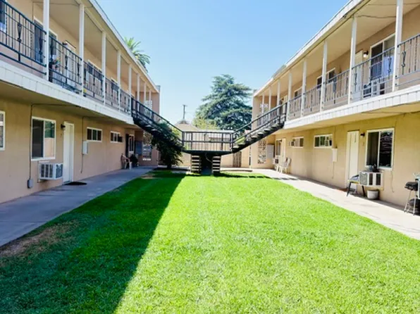 121 S L St, Madera, CA