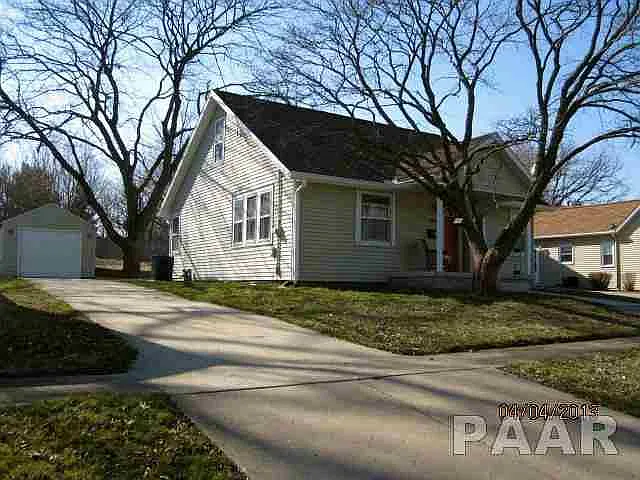 404 N Callender St photo 1
