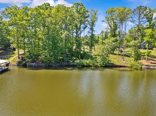 3 Lakewind Ct, Iva, SC 29655