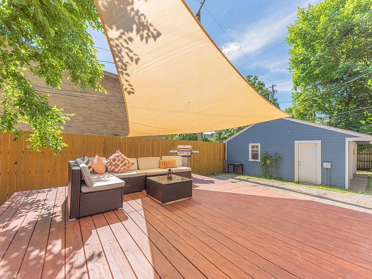 1123 W Huron St — Photo 50