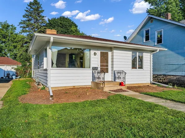 2015 Carlisle AVENUE, Racine, WI 53404
