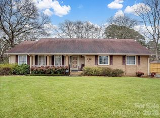 10925 Osprey Dr, Charlotte, NC 28226