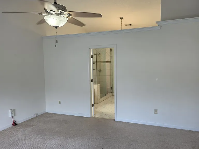 4585 Brook Farms Ct — Photo 10