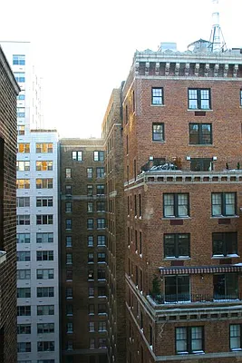 Rented by Cooper & Cooper Real Estate | media 24