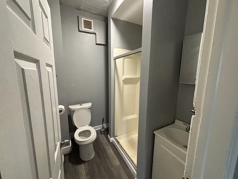 2372 Main St #2S — Photo 5