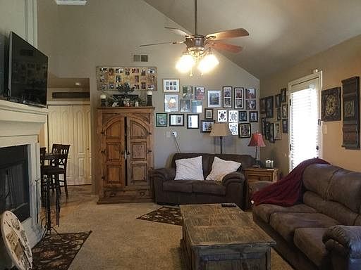 2nd image of 4416 105th St Unit A