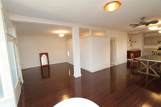 5th image of 300-302 Virginia Ave