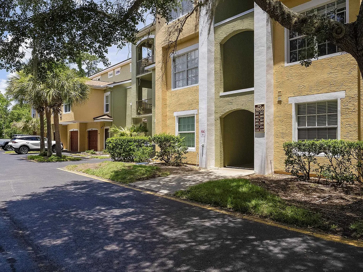 2 bed, 1252 sqft, $1,375 — Photo 1