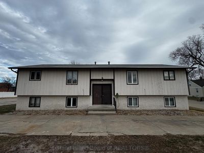 2908 W Anna St, Grand Island, NE, 68803