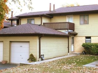 5325 Newport Dr, Lisle, IL