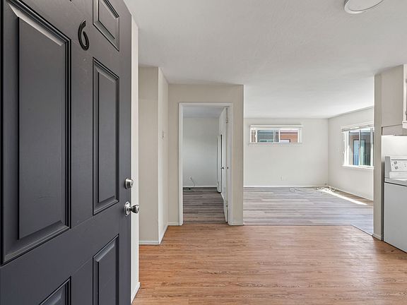 3rd image of 506 Richmond Dr APT 6