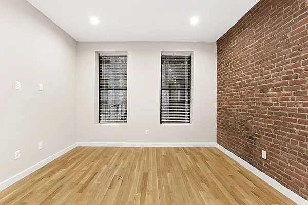 Rented by Cooper & Cooper Real Estate | media 15