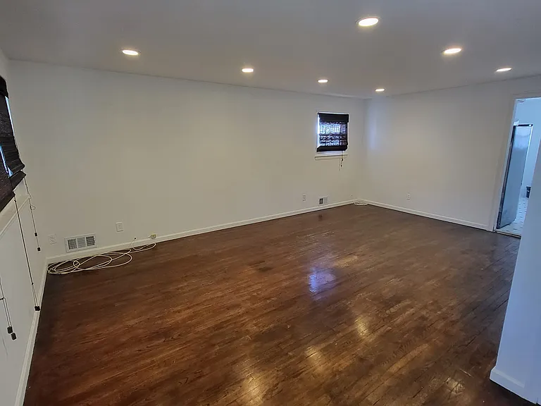 742 Havemeyer Ave — Photo 6