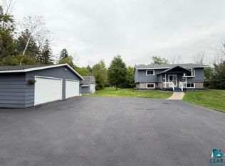302 Stroll Ave, Duluth, MN 55811