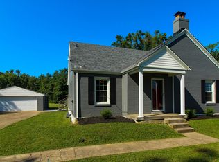 6218 Bethany Ln, Louisville, KY 40272