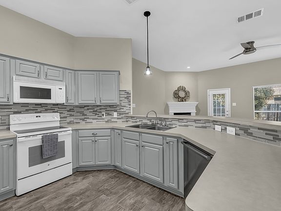 4th image of 5825 Imes Ln
