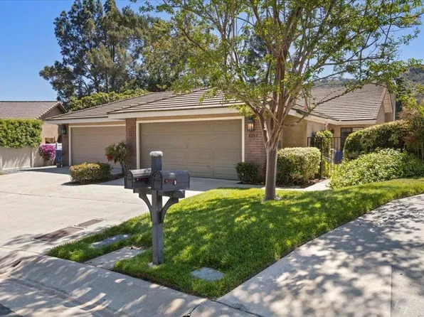 4233 Los Padres Dr, Fallbrook, CA 92028