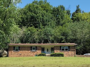 275 Lakeside Dr, Carthage, TN 37030