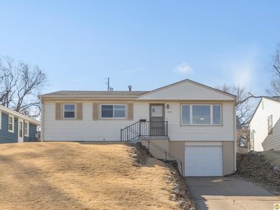 5839 Sprague St, Omaha, NE, 68104