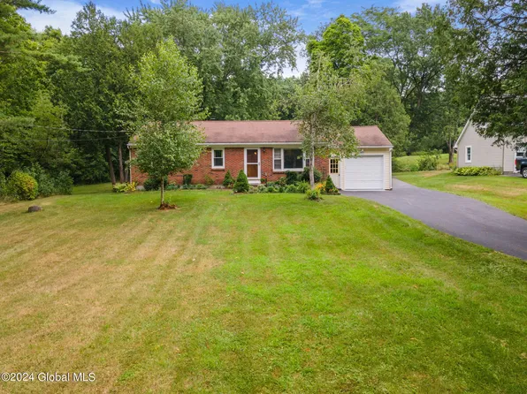 4473 Hurst Road, Altamont, NY 12009