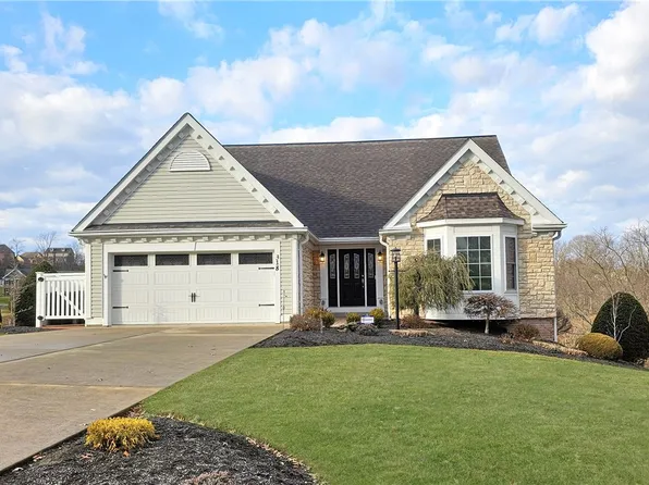 318 Hickory Nut Dr, Eighty Four, PA 15330