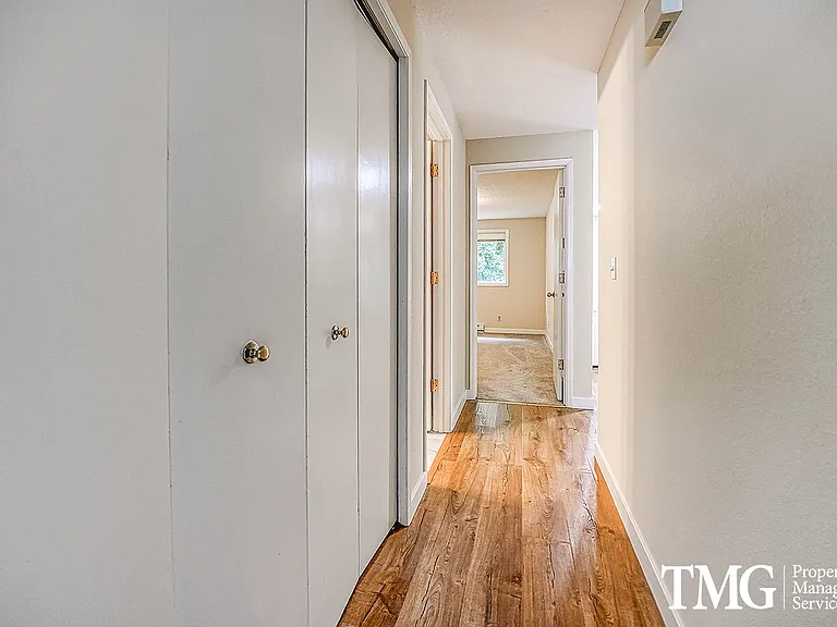 5223 SW 62nd Ave — Photo 12