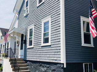 18 Carey St #1, Newport, RI 02840