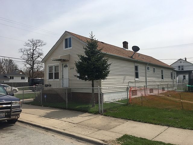 2nd image of 303 154th Pl