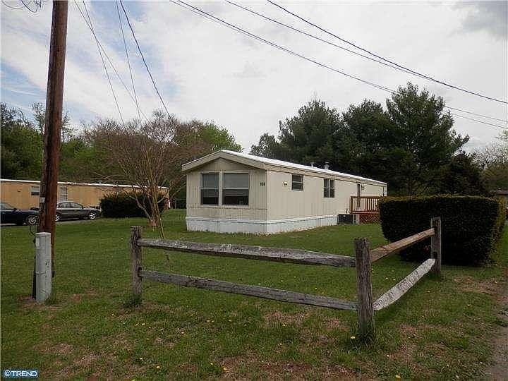 2nd image of 100 Juanita Dr