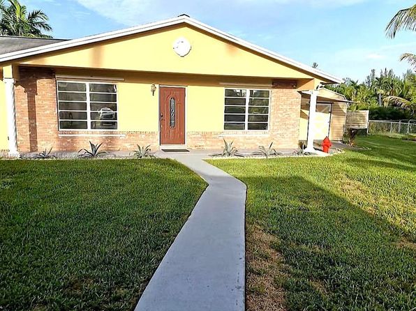 4725 SW 109th Ter