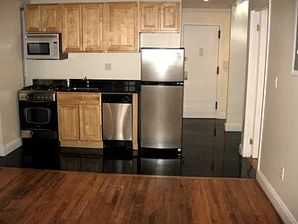 Rented by Urban Real Estate Property Group Inc