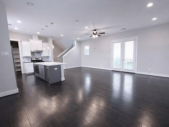 5th image of 10806 Warwana Rd Unit C