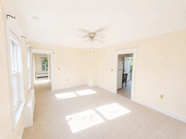 491 Webster St Floor 2, Rockland, MA 02370